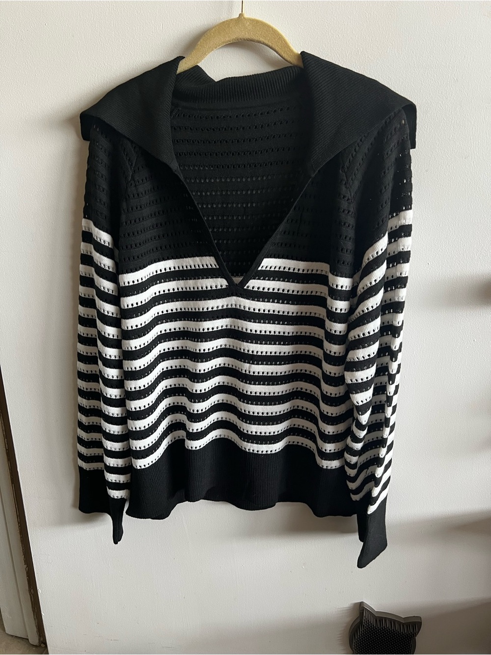 Black & White Striped Women's Sweater with V-Neck Collar